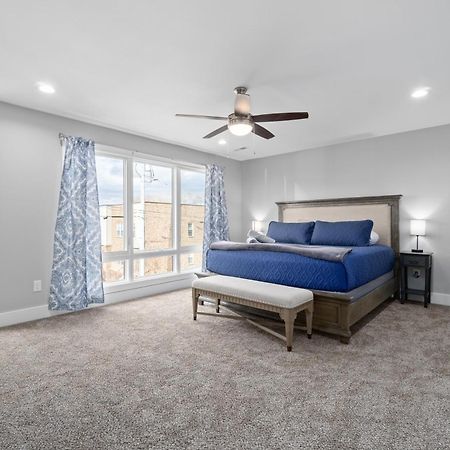 Rebecca'S Downtown Luxury Living Villa Clarksville Exterior photo