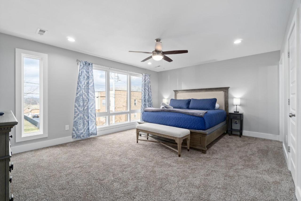 Rebecca'S Downtown Luxury Living Villa Clarksville Exterior photo