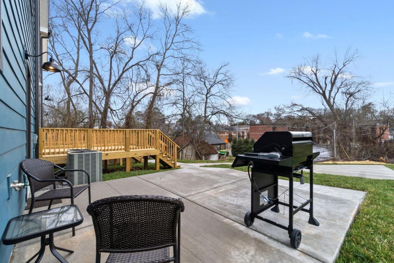 Rebecca'S Downtown Luxury Living Villa Clarksville Exterior photo