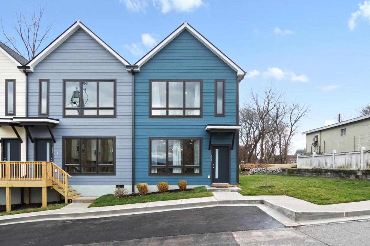Rebecca'S Downtown Luxury Living Villa Clarksville Exterior photo