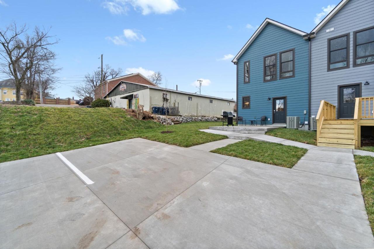Rebecca'S Downtown Luxury Living Villa Clarksville Exterior photo